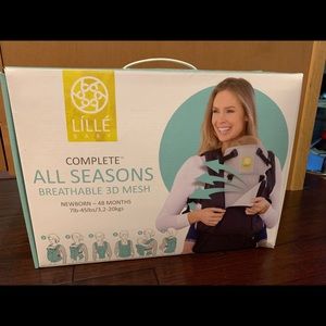 Lillebaby complete all-seasons baby carrier